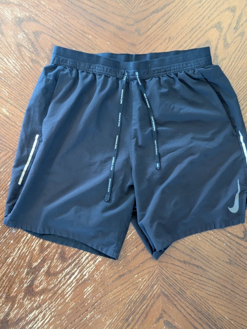 Mens Nike Black Dri-Fit Running Shorts 5" Inseam Medium Lined Back Zipper Pocket